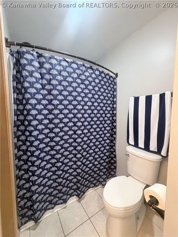 132 Roberts Road, Dunbar, WV 25064