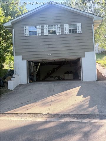 132 Roberts Road, Dunbar, WV 25064