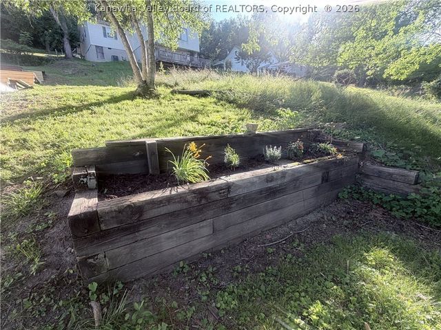 132 Roberts Road, Dunbar, WV 25064
