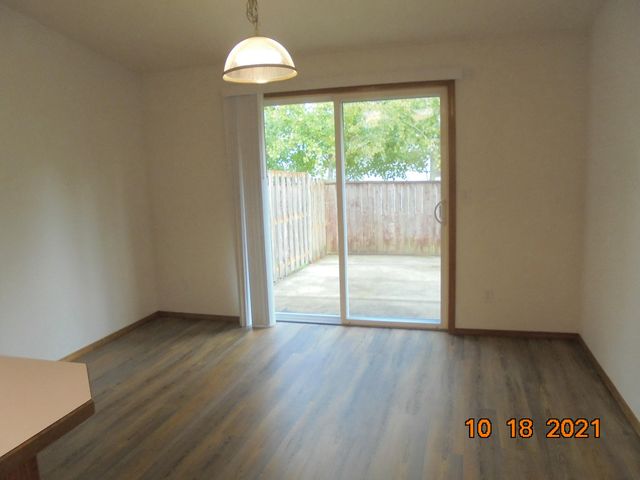 1519 SW Harbor Drive, Mcminnville, OR 97128