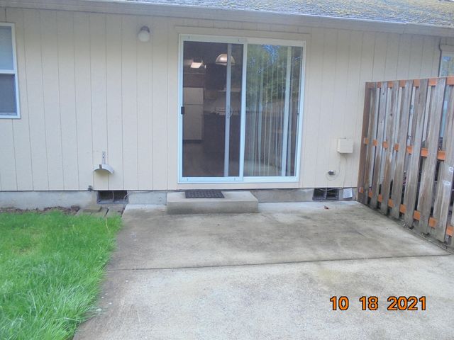 1519 SW Harbor Drive, Mcminnville, OR 97128