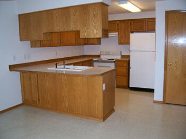 1519 SW Harbor Drive, Mcminnville, OR 97128