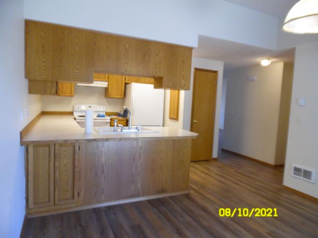 1519 SW Harbor Drive, Mcminnville, OR 97128