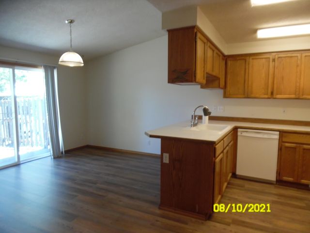1519 SW Harbor Drive, Mcminnville, OR 97128