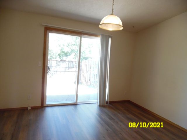 1519 SW Harbor Drive, Mcminnville, OR 97128