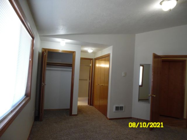 1519 SW Harbor Drive, Mcminnville, OR 97128