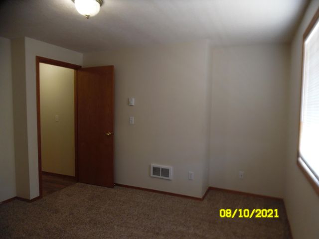 1519 SW Harbor Drive, Mcminnville, OR 97128