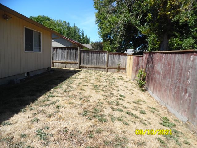 1519 SW Harbor Drive, Mcminnville, OR 97128