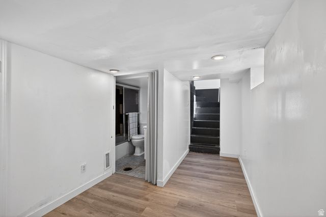 125 S 200 W, Farmington, UT 84025