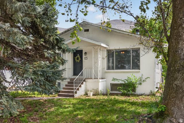 125 S 200 W, Farmington, UT 84025