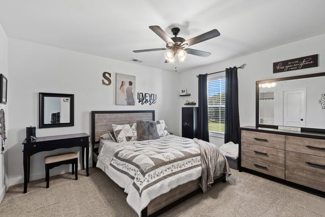 510 Calista Rd, White House, TN 37188