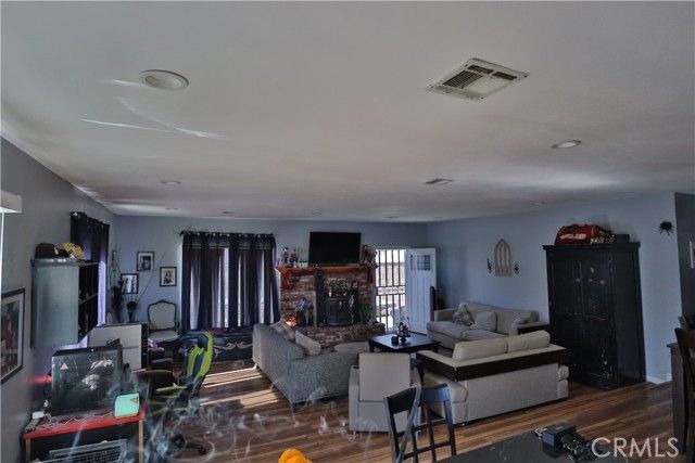 830 W Avenue J4, Lancaster, CA 93534