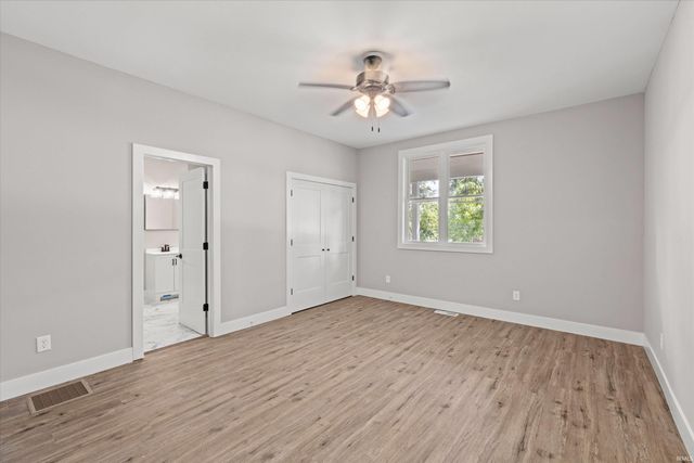 8522 Windsor Drive, Newburgh, IN 47630