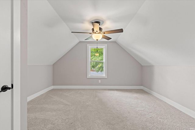 8522 Windsor Drive, Newburgh, IN 47630