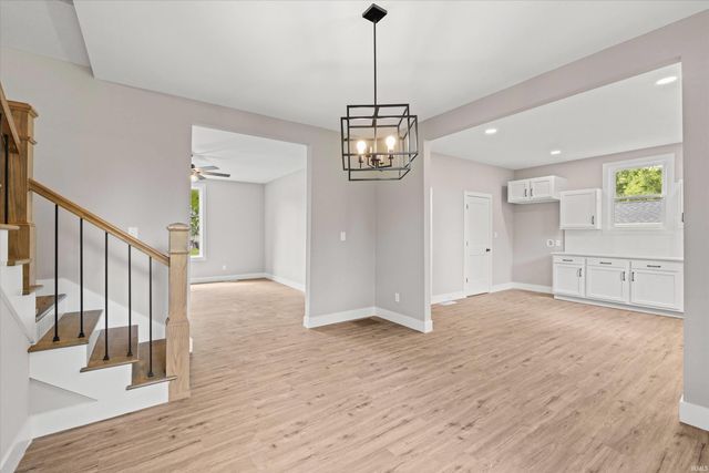 8522 Windsor Drive, Newburgh, IN 47630