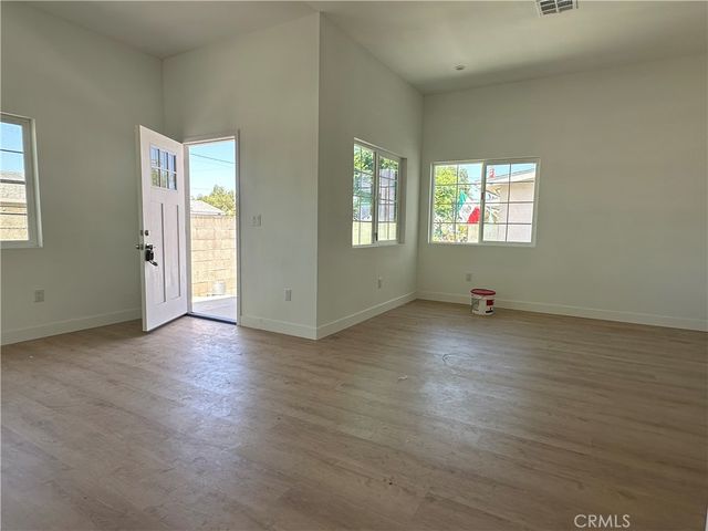 315 N Maxine Street, Santa Ana, CA 92703
