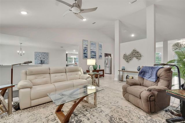 24 TALL MARIGOLDS COURT, Homosassa, FL 34446