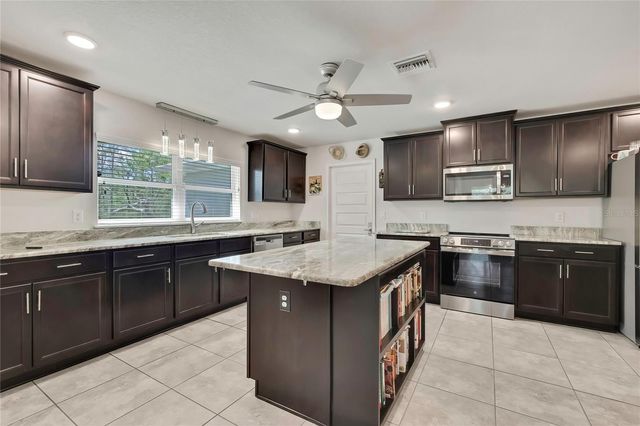 24 TALL MARIGOLDS COURT, Homosassa, FL 34446