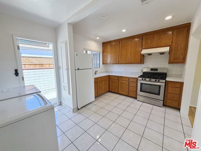 5431 Cartwright Avenue 5433, Los Angeles, CA 91601