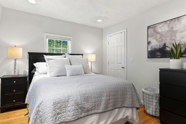85 Albano St 3, Boston, MA 02131