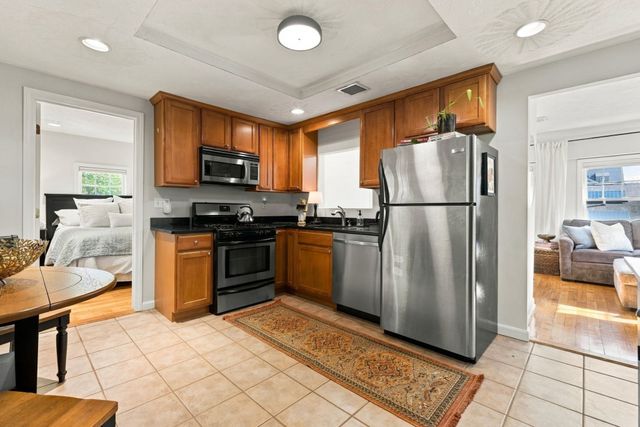 85 Albano St 3, Boston, MA 02131
