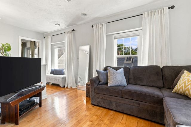 85 Albano St 3, Boston, MA 02131