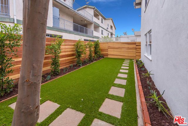 1057 Euclid Avenue, Long Beach, CA 90804