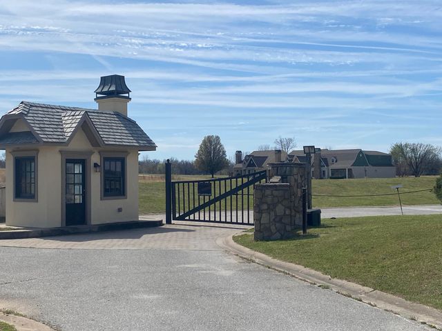 3880 Heron Lane, Grove, OK 74344