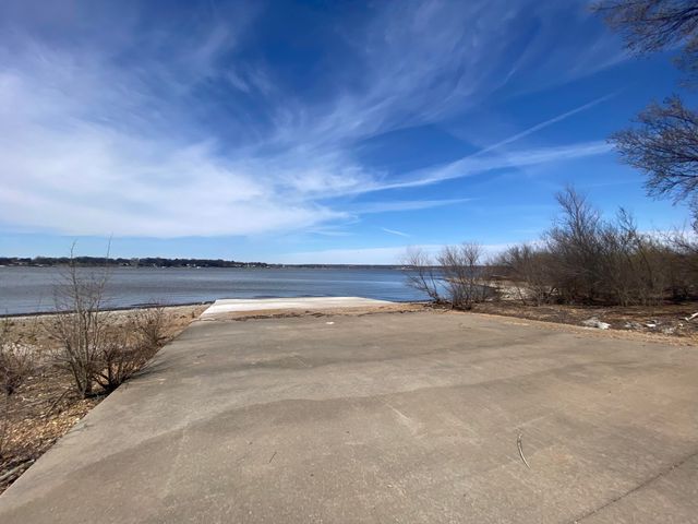 3880 Heron Lane, Grove, OK 74344