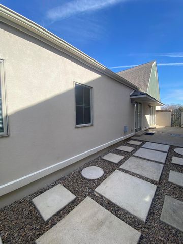 3880 Heron Lane, Grove, OK 74344