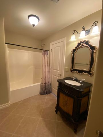 3880 Heron Lane, Grove, OK 74344