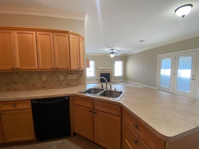 3880 Heron Lane, Grove, OK 74344