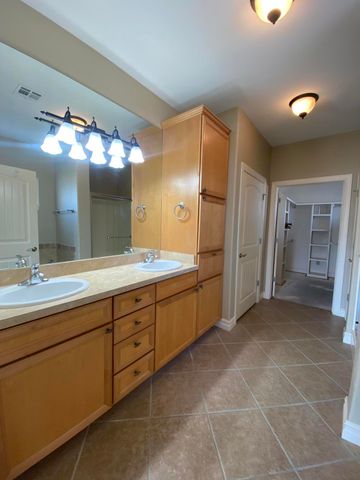 3880 Heron Lane, Grove, OK 74344