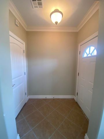 3880 Heron Lane, Grove, OK 74344