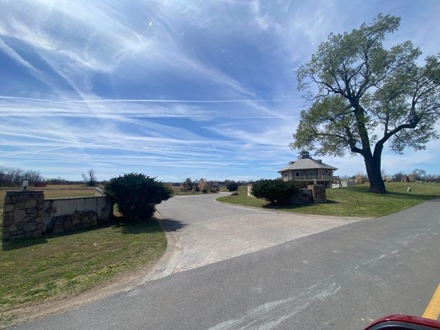 3880 Heron Lane, Grove, OK 74344