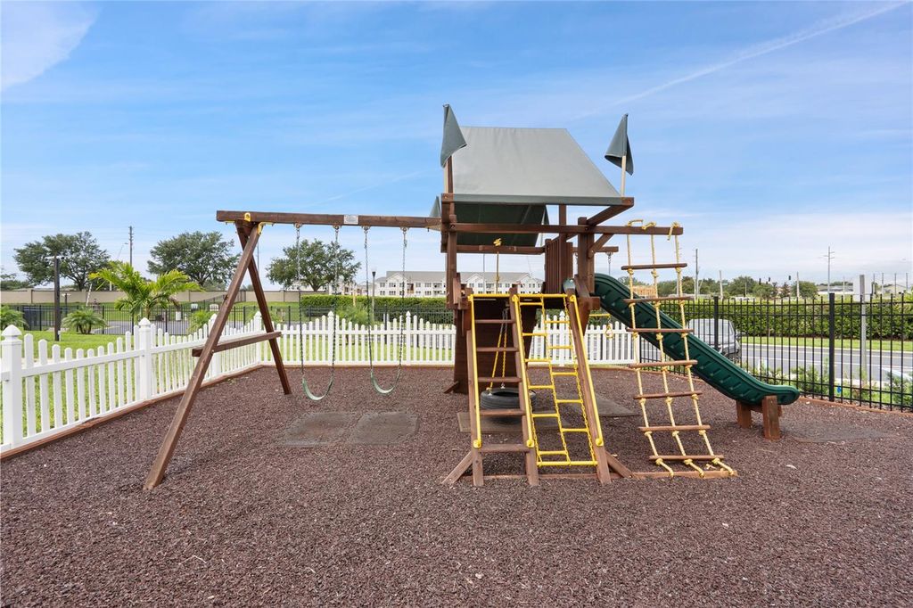 Image 42 of property listing at 730 BRUNELLO DRIVE, Davenport, FL 33897