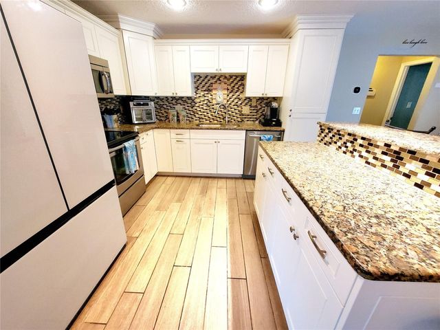 2138 GROVE PLACE, Clearwater, FL 33764