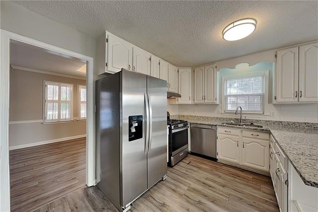 629 Driftwood Drive, Woodstock, GA 30189