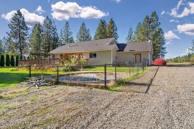 4308 E Rosemont Dr, Athol, ID 83801