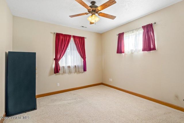 4308 E Rosemont Dr, Athol, ID 83801