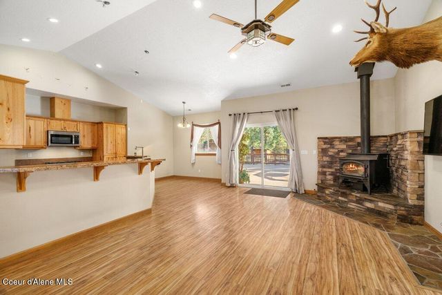 4308 E Rosemont Dr, Athol, ID 83801