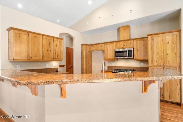 4308 E Rosemont Dr, Athol, ID 83801