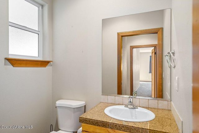 4308 E Rosemont Dr, Athol, ID 83801