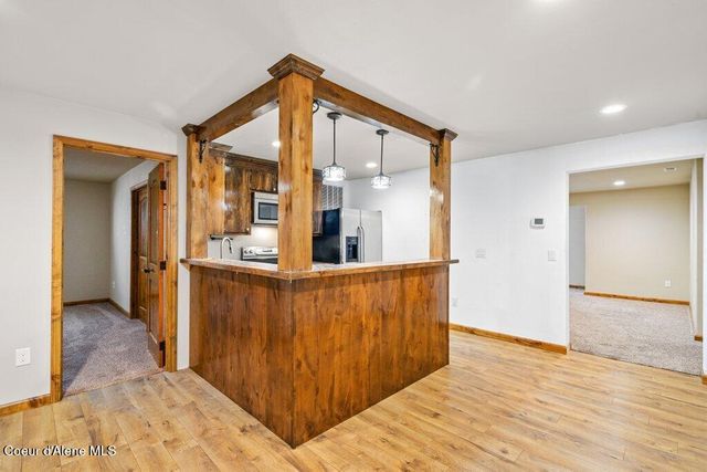 4308 E Rosemont Dr, Athol, ID 83801