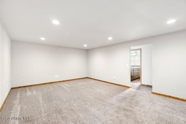 4308 E Rosemont Dr, Athol, ID 83801