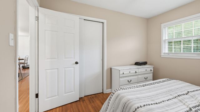 1100 Bragg Cir, Tullahoma, TN 37388