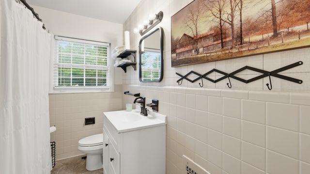 1100 Bragg Cir, Tullahoma, TN 37388