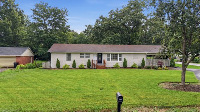 1100 Bragg Cir, Tullahoma, TN 37388