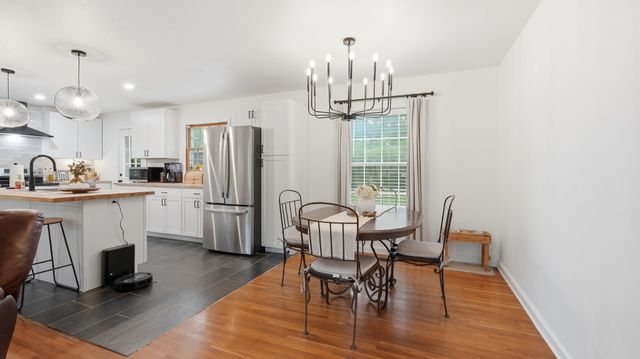 1100 Bragg Cir, Tullahoma, TN 37388