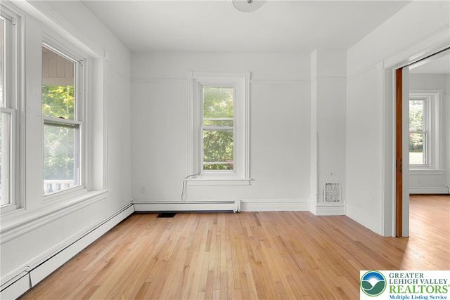 1630 Emmaus Avenue, Salisbury Twp, PA 18103